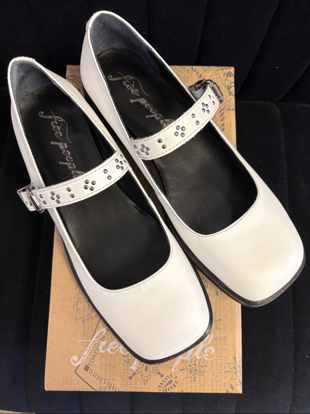 Free People Rumor Mary Jane White Leather with Studded Strap Size 7 - Picture 2 of 9